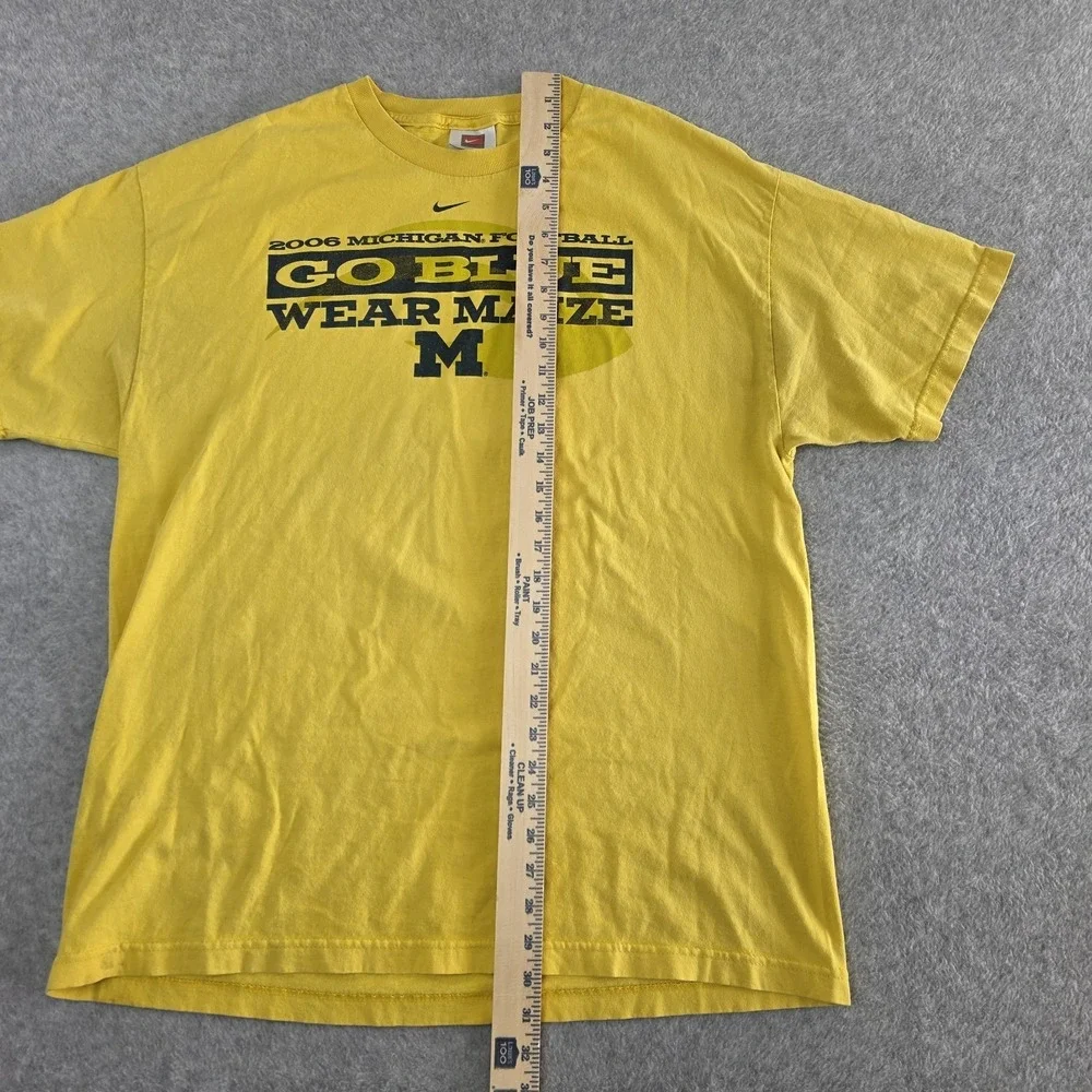 Vintage Y2K Nike Swoosh Michigan Football Yellow XL Sports Nike Team Tag NCAA‎